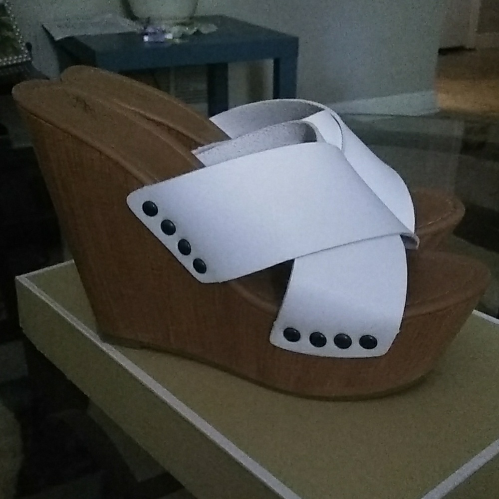 High heel shoes